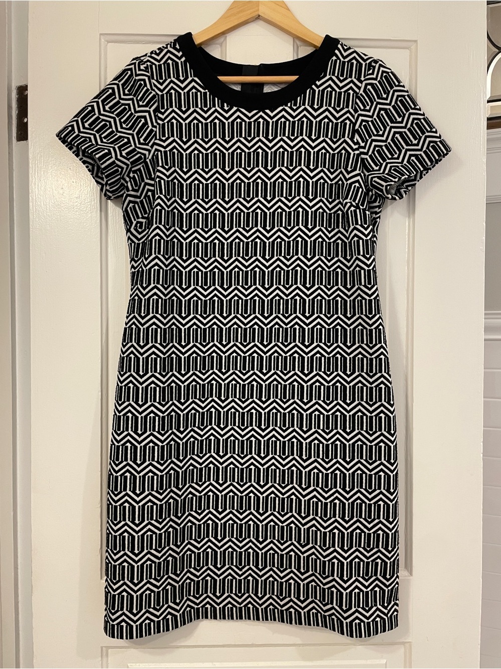 Banana Republic Black and White Geometric Dress